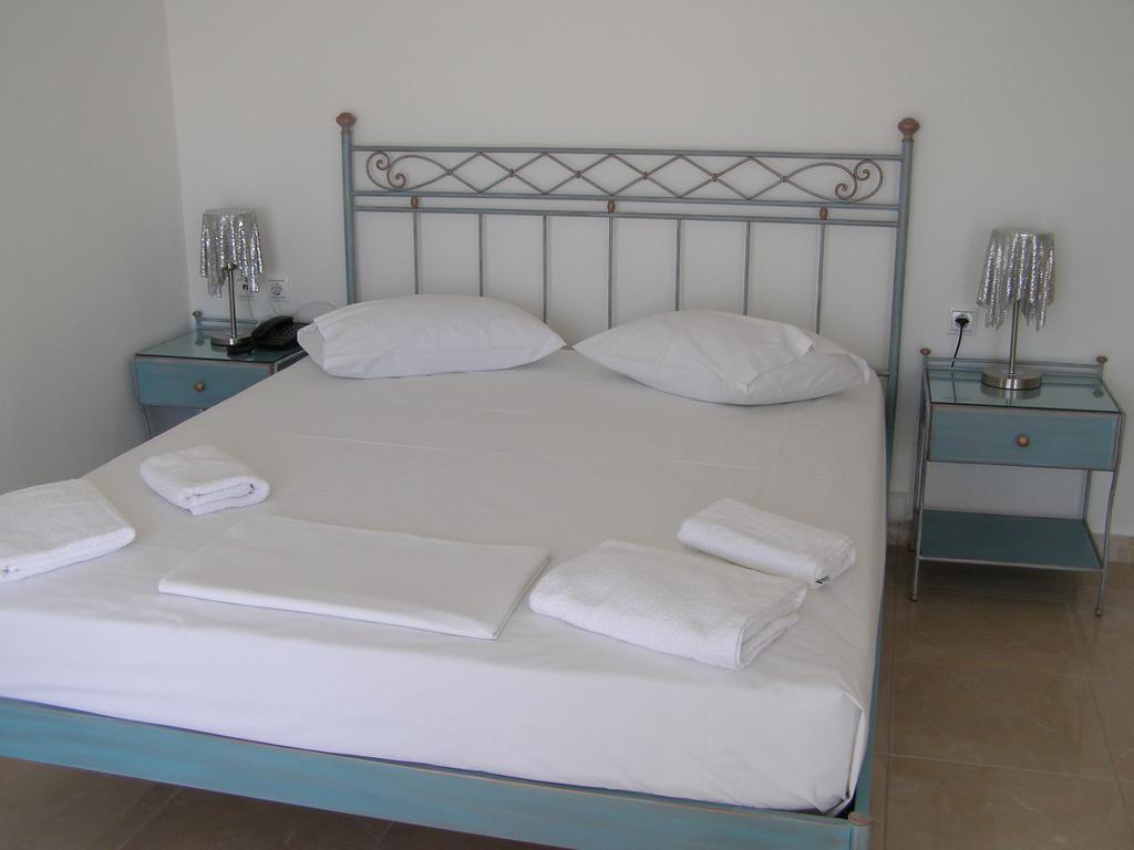 Apollon Village Hotel Анафи Екстериор снимка